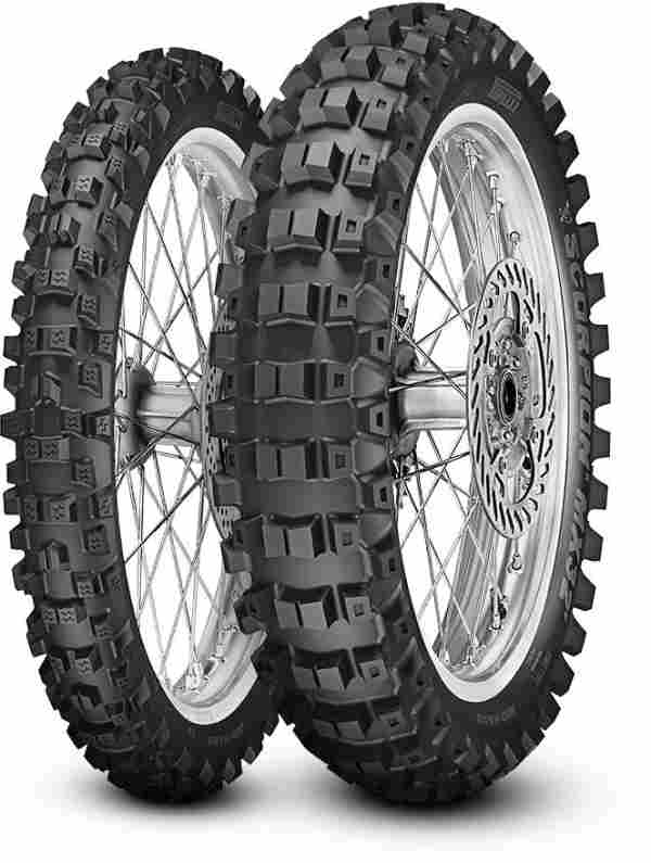 110/9019 62M Pirelli SCORPION MX32 MID HARD