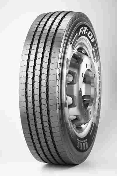 245/70R17.5 136/134M Pirelli FR01 Triatlon